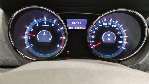 精品二手车火爆销售——车务通，您的优质选择